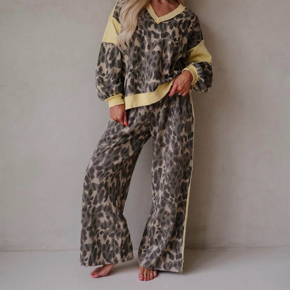 Leopard Print Women's Jogger Set with Yellow Accents - Picture 2 of 3